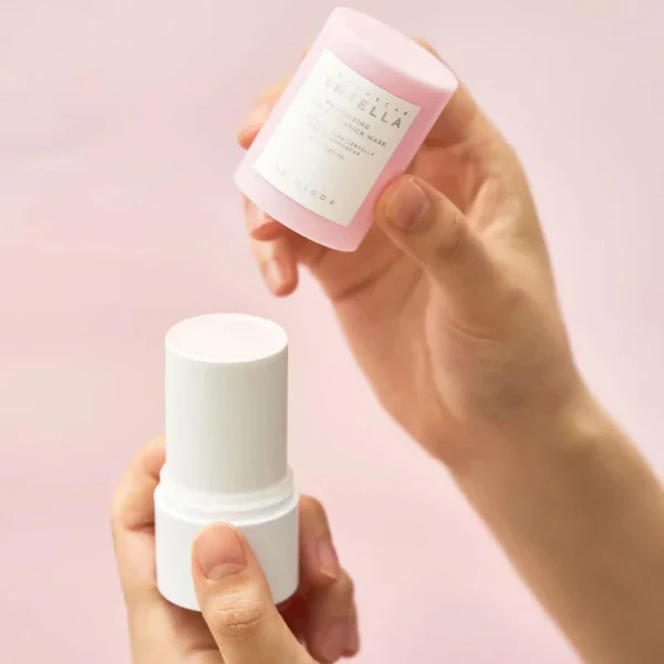 Madagascar Centella Poremizing Quick Clay Stick Mask - Image 3