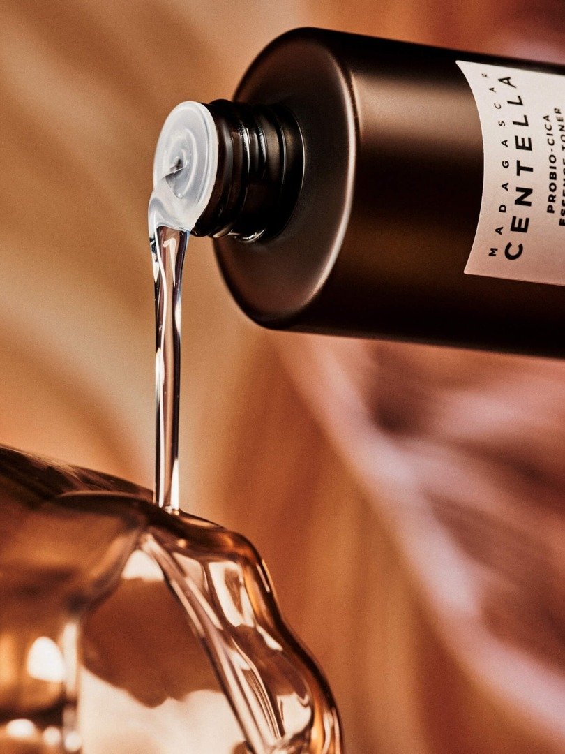 Skin1004 Madagascar Centella Probio-Cica Essence Toner 210ml - Image 2